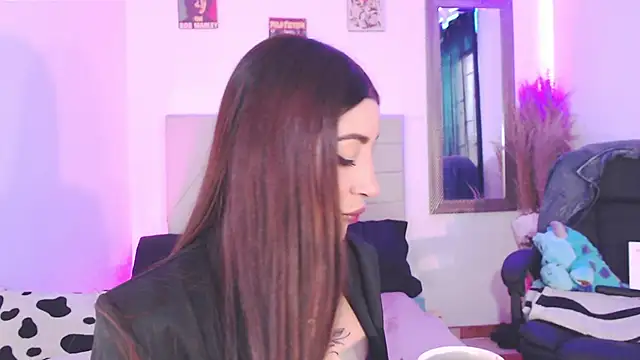 Snapshot of Anna_belly chatting on 8, 1, 2026 Anna belly online show from 8, 1, 2026