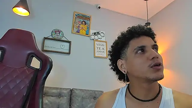 Xfire boy69 online show from 2, 12, 2025