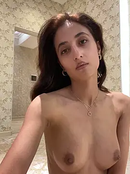 AriaXFlirt online show from 16, 9, 2025