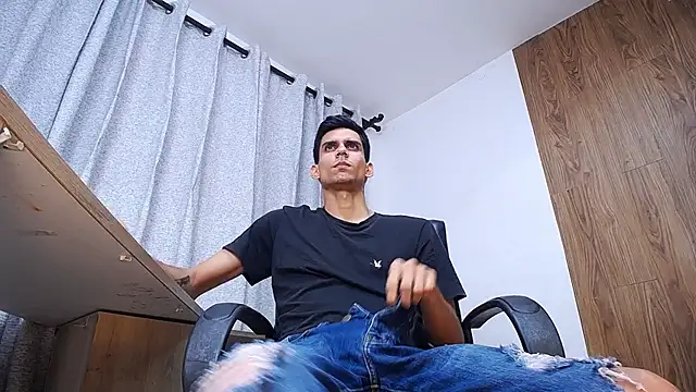 Sebalexis7 online show from 21, 11, 2025