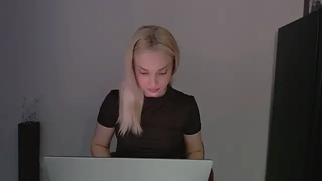 Lia noo regrets online show from 19, 4, 2026