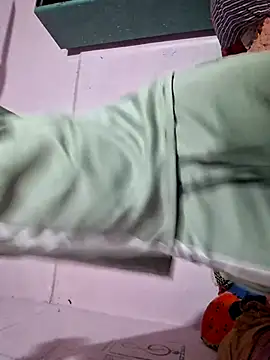 Cuteboy here online show from 17, 10, 2025