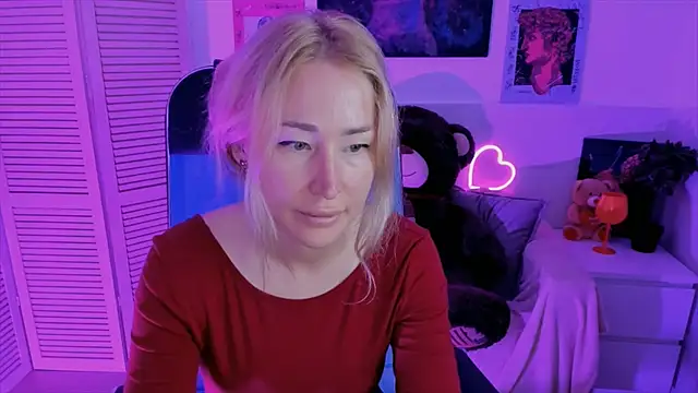 AstraMonroe online show from 15, 9, 2025