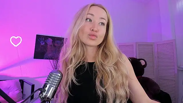 AstraMonroe online show from 8, 4, 2026