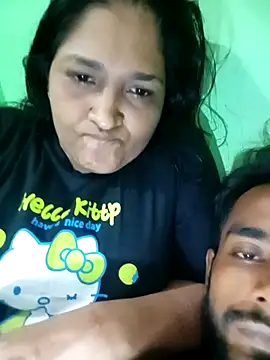 Hotty-couple063 online show from 25, 9, 2025