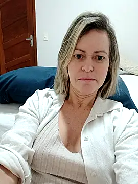 Snapshot of bjflorsedutora chatting on 5, 7, 2026 bjflorsedutora online show from 5, 7, 2026