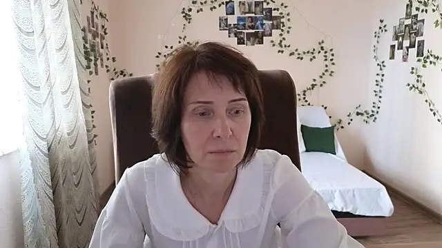 Lia Tito online show from 19, 9, 2025