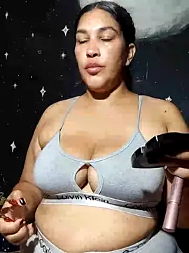 Ivy horse  online show from 12, 4, 2026