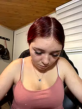 Snapshot of Karen18_boobs chatting on 27, 11, 2025 Karen18 boobs online show from 27, 11, 2025