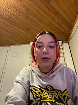 Snapshot of Karen18_boobs chatting on 6, 2, 2026 Karen18 boobs online show from 6, 2, 2026