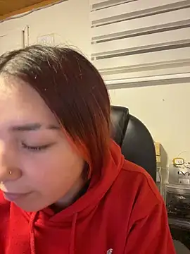 Snapshot of Karen18_boobs chatting on 18, 2, 2026 Karen18 boobs online show from 18, 2, 2026