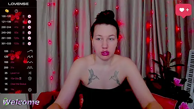 Haley Nikki online show from 18, 2, 2026