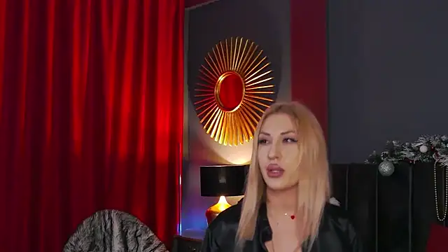 VickiSpice online show from 13, 12, 2025