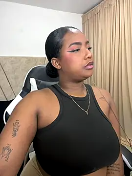 Naomisweett1 online show from 19, 9, 2025