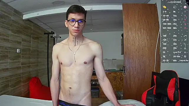 Snapshot of angelicious_ chatting on 12, 9, 2025 angelicious online show from 12, 9, 2025