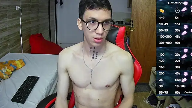 Snapshot of angelicious_ chatting on 16, 10, 2025 angelicious online show from 16, 10, 2025