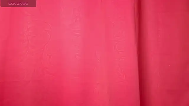 Snapshot of dulce_fiore07 chatting on 19, 11, 2025 dulce fiore07 online show from 19, 11, 2025