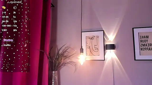 Snapshot of dulce_fiore07 chatting on 21, 11, 2025 dulce fiore07 online show from 21, 11, 2025