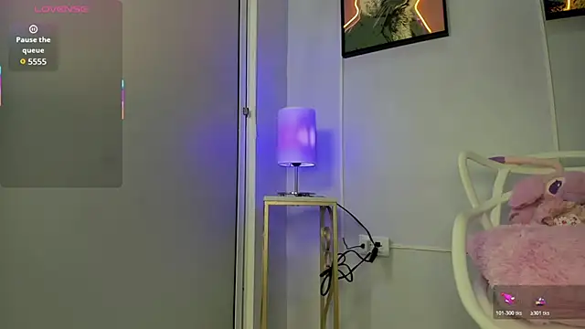 dulce fiore07 online show from 14, 1, 2026