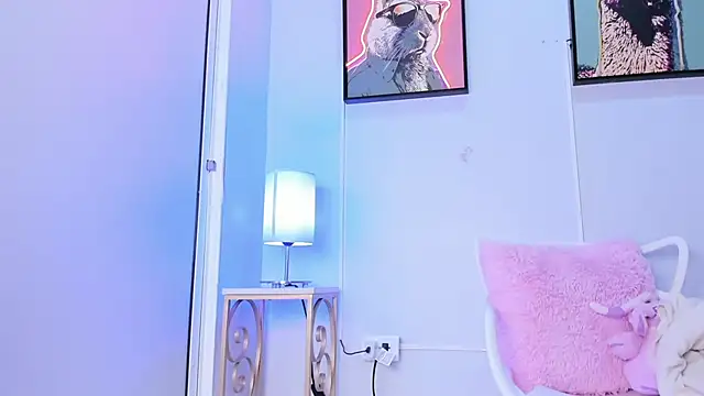 dulce fiore07 online show from 8, 4, 2026