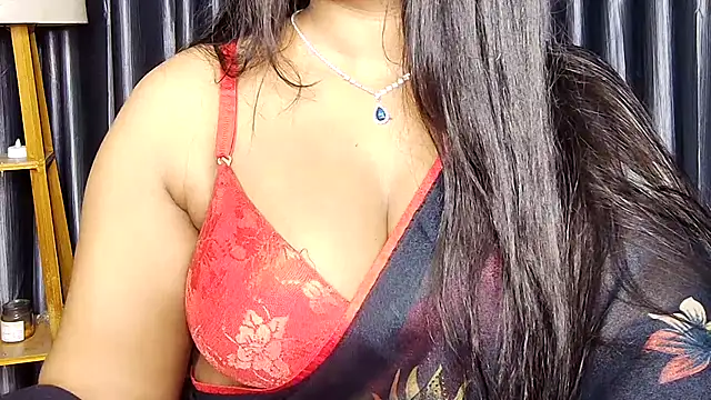 Webrowncouple online show from 22, 11, 2025