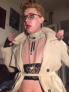 Sissy Cindy Whore online show from 17, 3, 2025