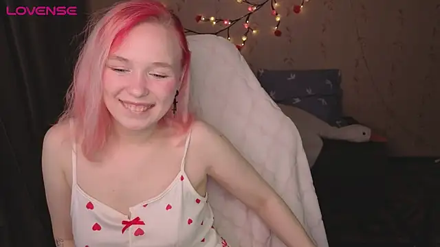 NaomiYoru online show from 16, 5, 2026