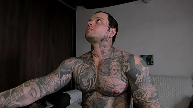 natevillage online show from 15, 4, 2026