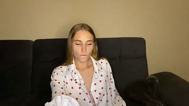 sweetymiss online show from 9, 10, 2025