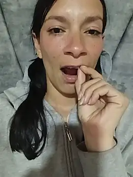 Snapshot of kim_lebanon chatting on 25, 6, 2026 kim lebanon online show from 25, 6, 2026