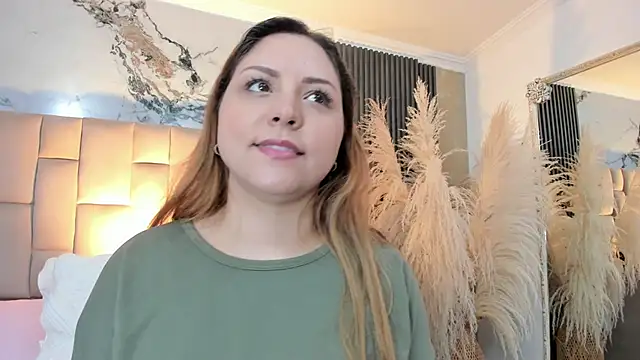 Snapshot of cloesummerr_ chatting on 25, 4, 2026 cloesummerr online show from 25, 4, 2026