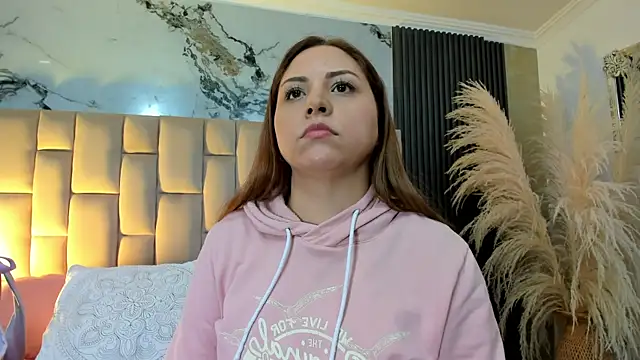 Snapshot of cloesummerr_ chatting on 29, 5, 2026 cloesummerr online show from 29, 5, 2026