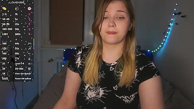 CuteSharloti online show from 13, 12, 2025