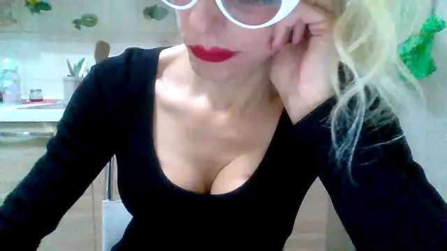 Kelly80 online show from 21, 10, 2025