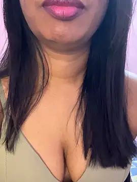 Snapshot of tamil_Aarathi chatting on 12, 5, 2026 tamil Aarathi online show from 12, 5, 2026