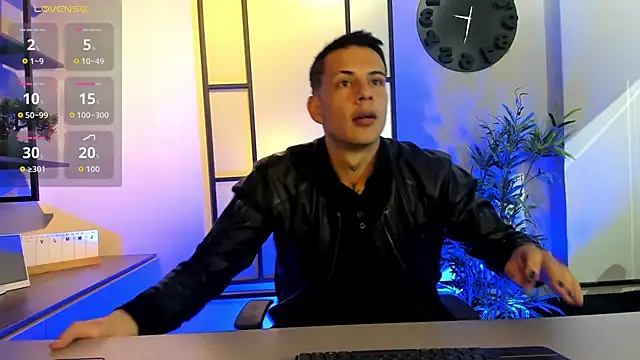 Snapshot of Dustin_Sonne chatting on 4, 10, 2025 Dustin Sonne online show from 4, 10, 2025