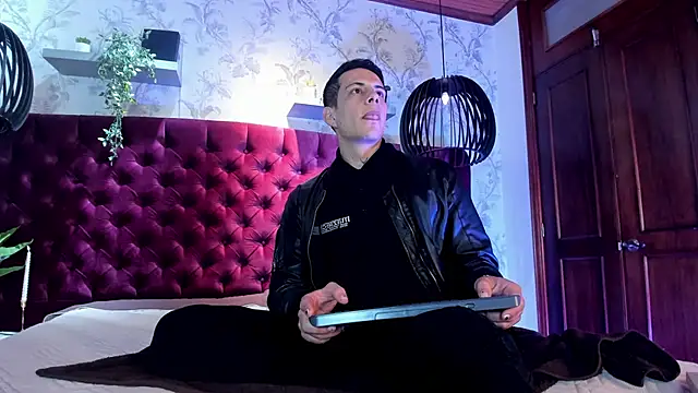 Dustin Sonne online show from 21, 11, 2025