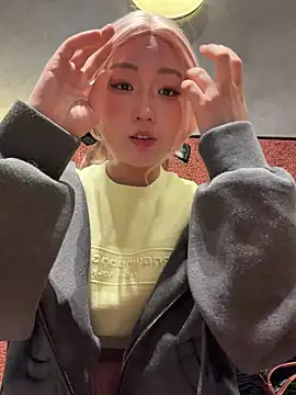 winter11 online show from 13, 11, 2025