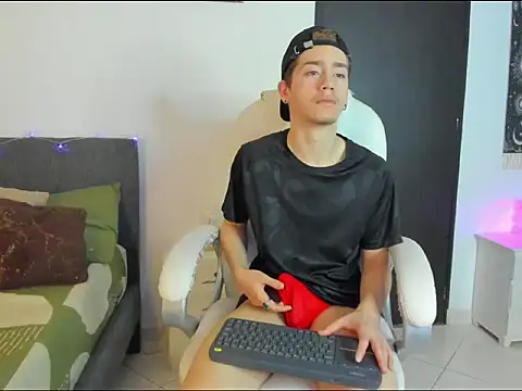 ThiagooJames online show from 7, 2, 2026