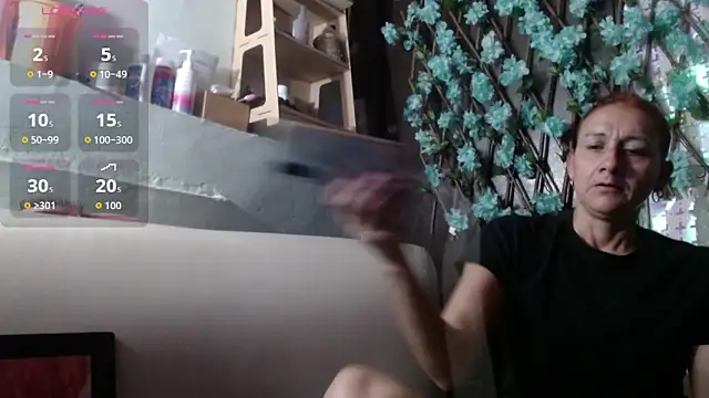 Snapshot of darling_hott chatting on 5, 2, 2026 darling hott online show from 5, 2, 2026