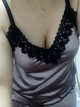 Snapshot of linakhalifa chatting on 28, 9, 2025 linakhalifa online show from 28, 9, 2025