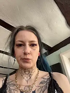 Snapshot of Seductively4_20 chatting on 12, 3, 2026 Seductively4 20 online show from 12, 3, 2026