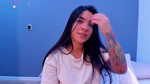 Snapshot of KamilaBetancourt chatting on 12, 6, 2026 KamilaBetancourt online show from 12, 6, 2026