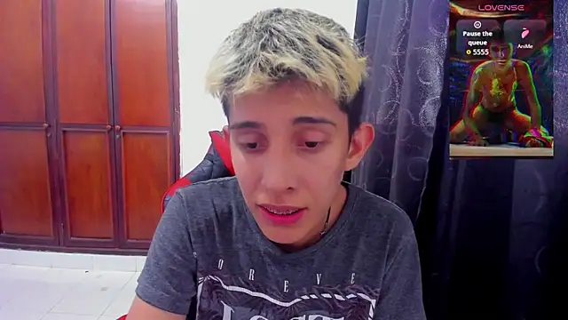 gomitaboy 1 online show from 8, 9, 2025