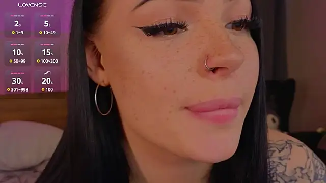 honey     bunny online show from 14, 4, 2026