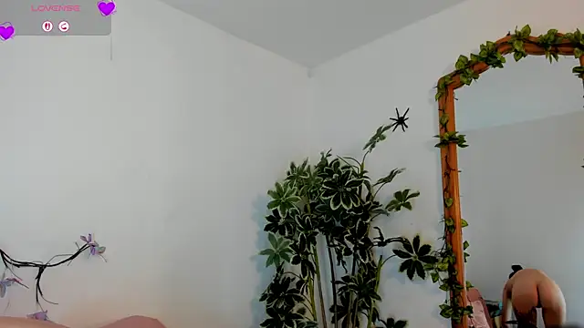 valerieMattson online show from 9, 11, 2025