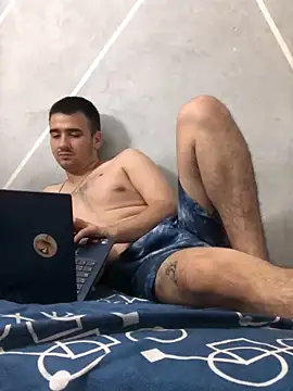 Cesar Augusto online show from 8, 11, 2025