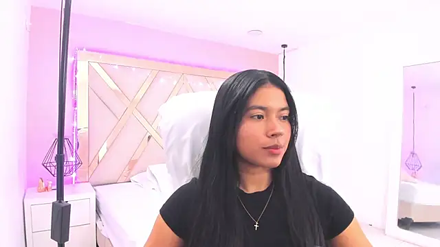 Snapshot of samantaa_shy chatting on 3, 7, 2026 samantaa shy online show from 3, 7, 2026
