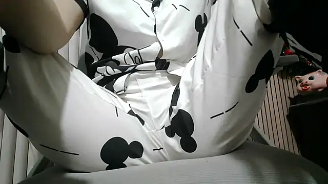 Emachiii online show from 8, 3, 2026