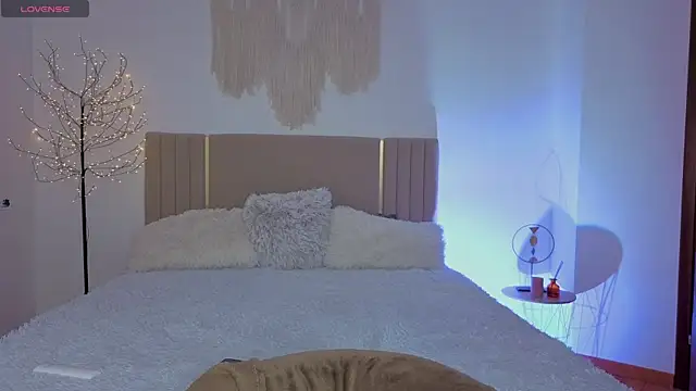 Real cutie1 online show from 7, 4, 2026